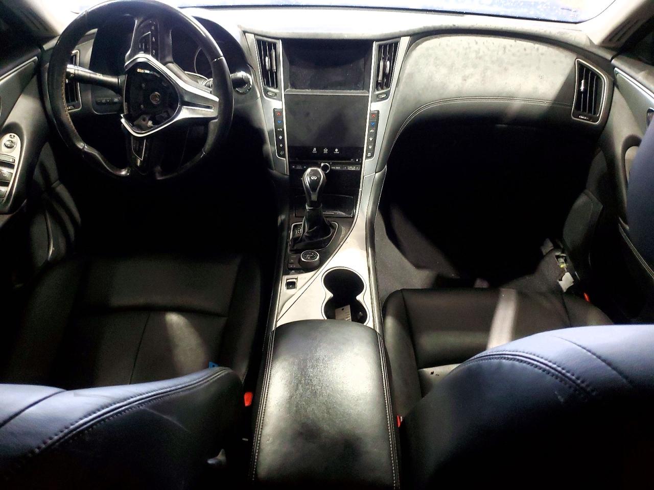 INFINITI Q50 3.0t L 3.0t Luxe