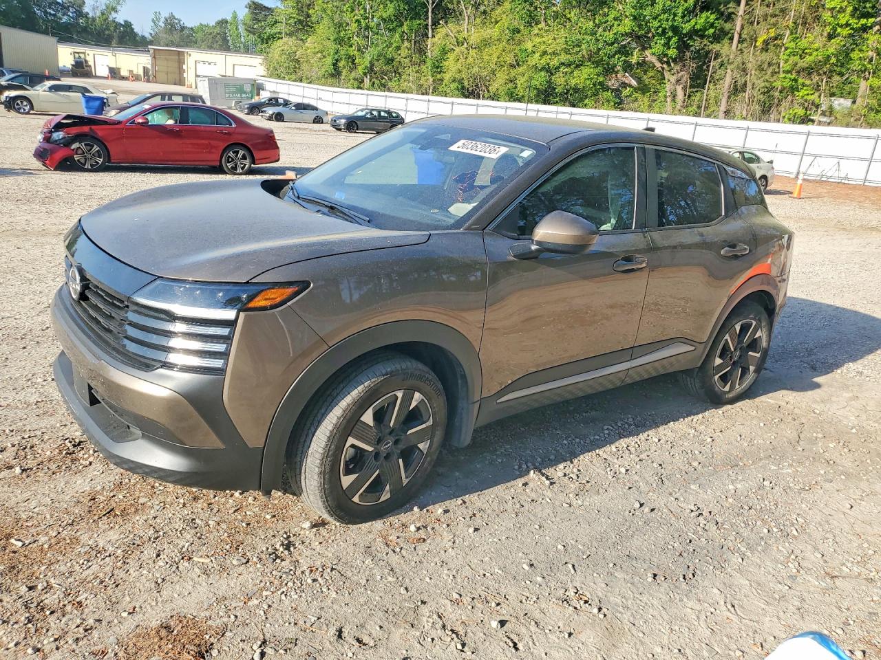 Salvage Nissan Kicks Image