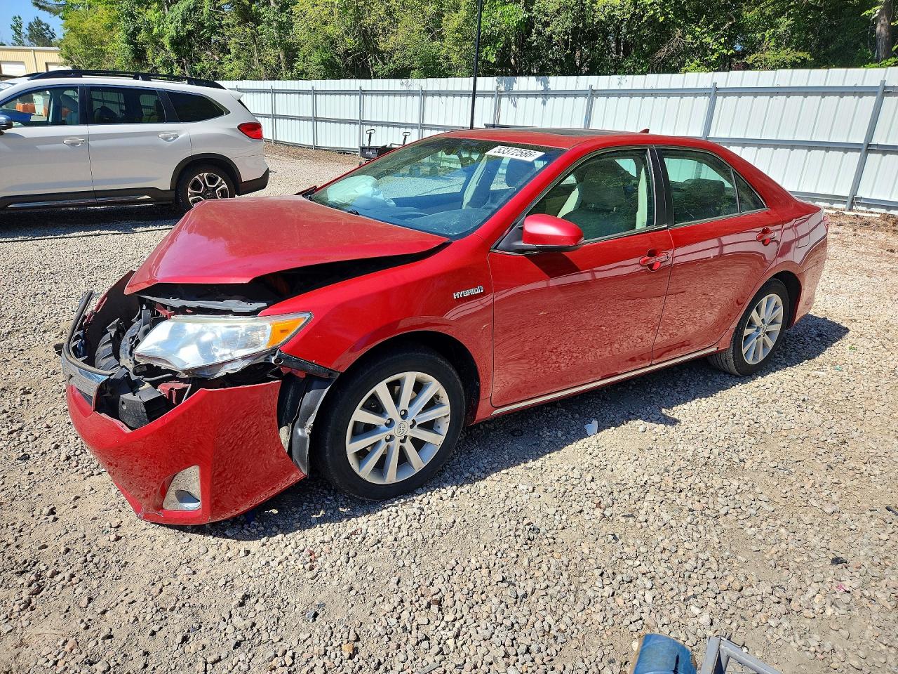 Salvage Toyota Camry Image