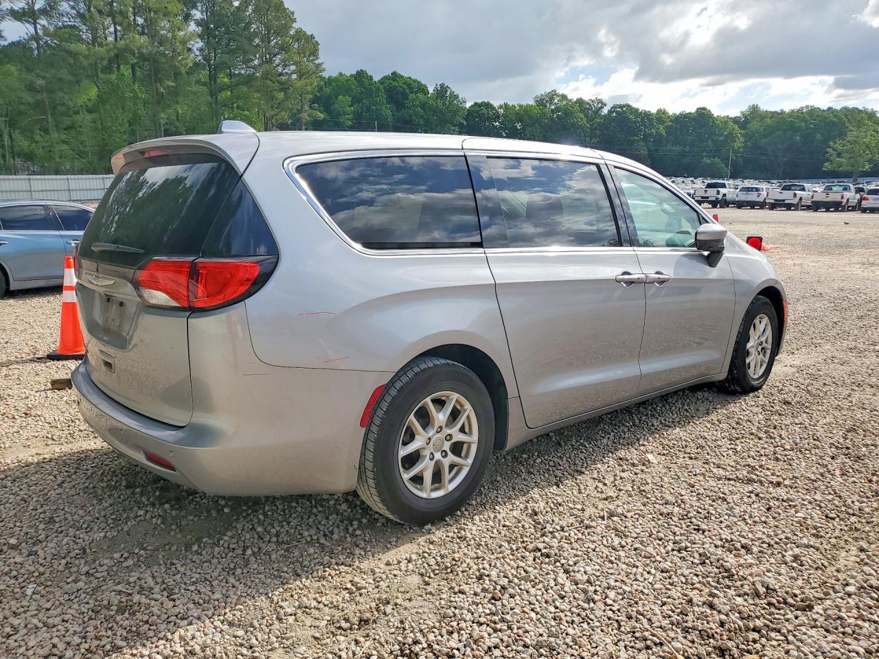 Chrysler Pacifica Touring