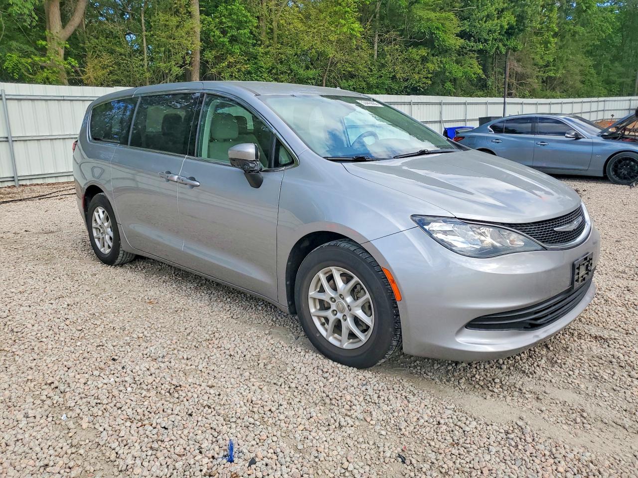 Chrysler Pacifica Touring