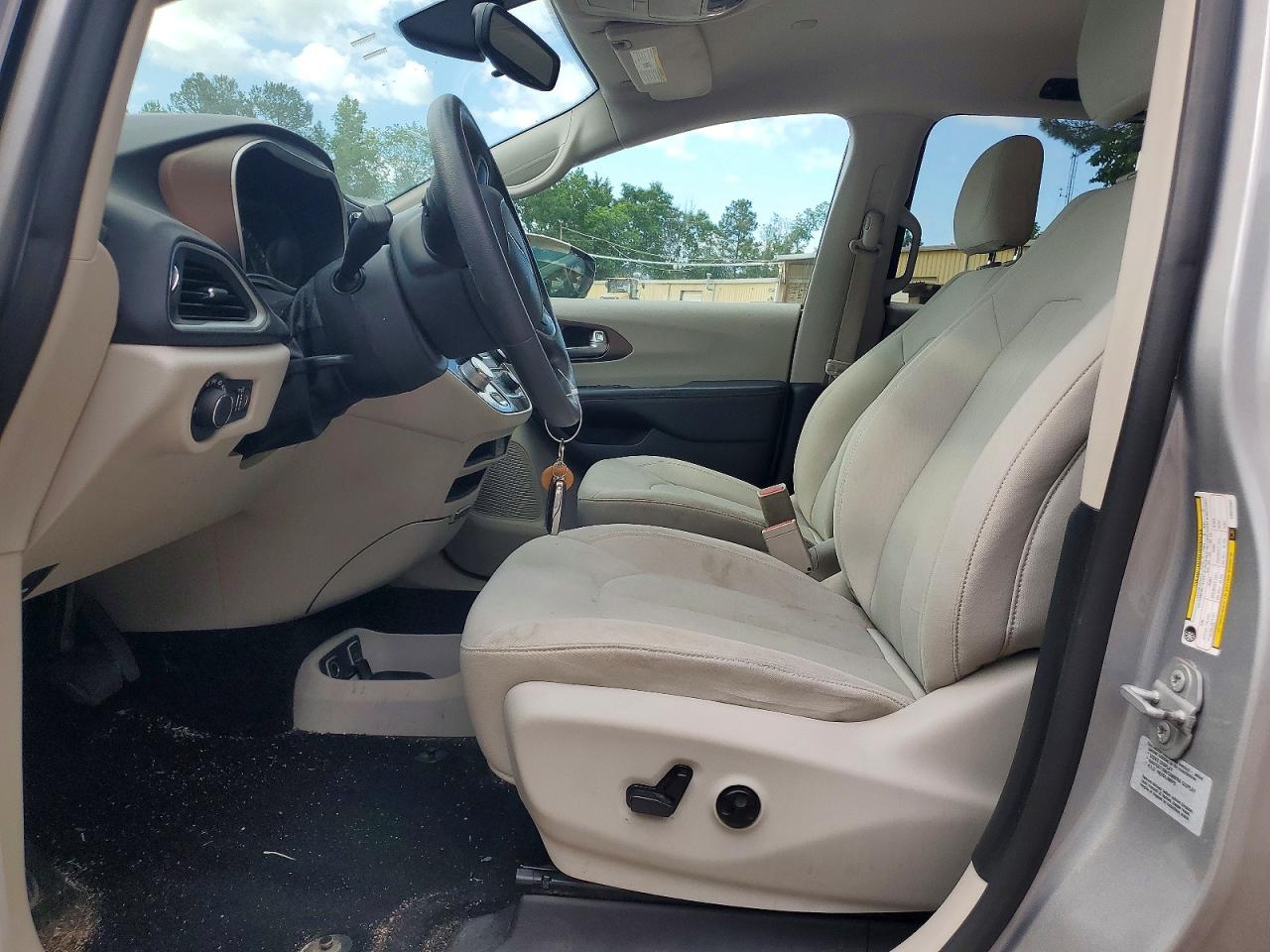Chrysler Pacifica Touring