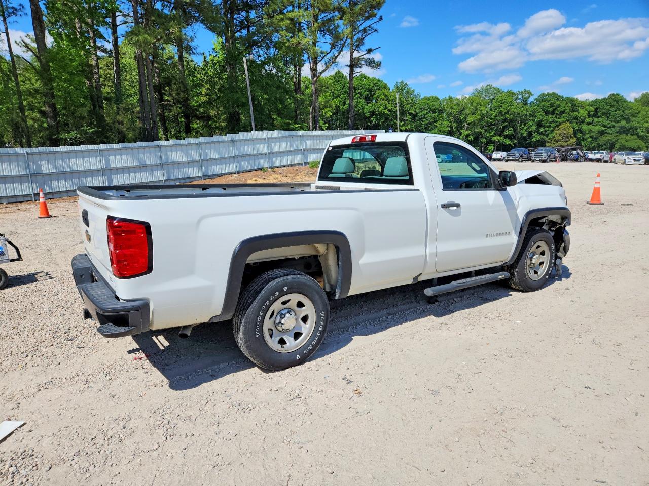 Chevrolet Silverado C1500