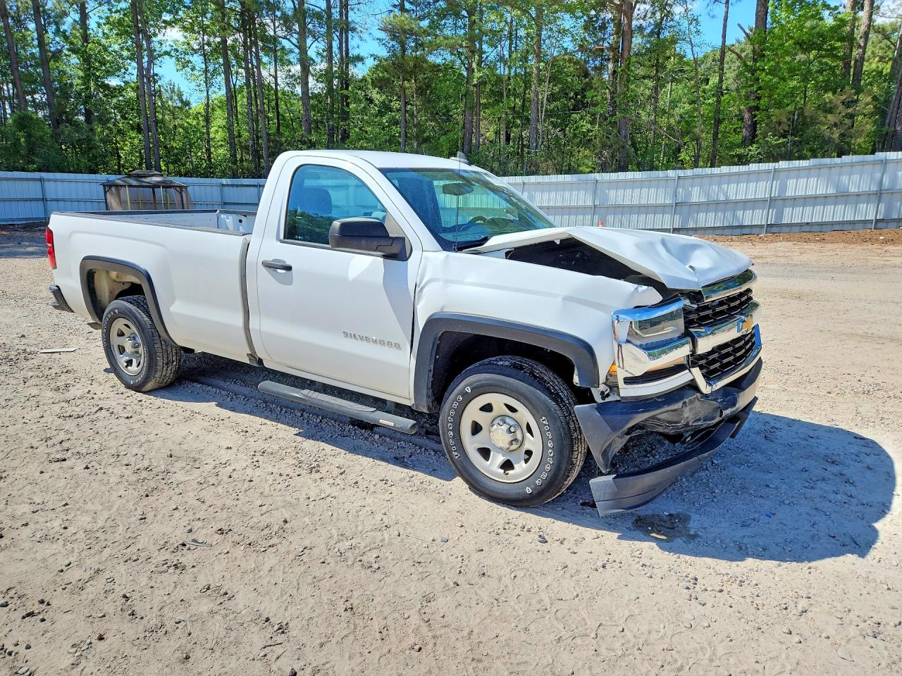 Chevrolet Silverado C1500