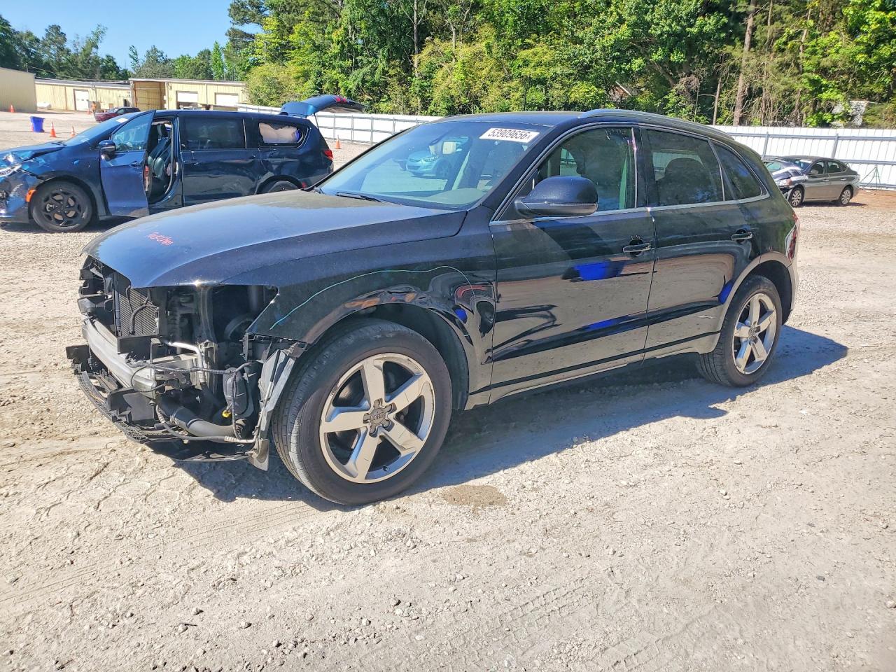 Salvage Audi Q5 Image