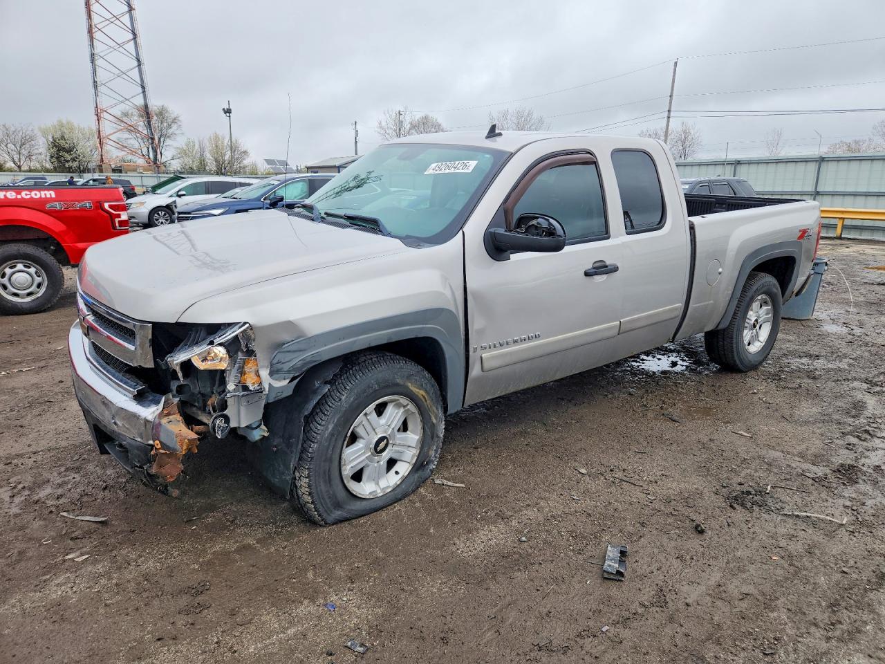 Salvage Chevrolet Silverado Image