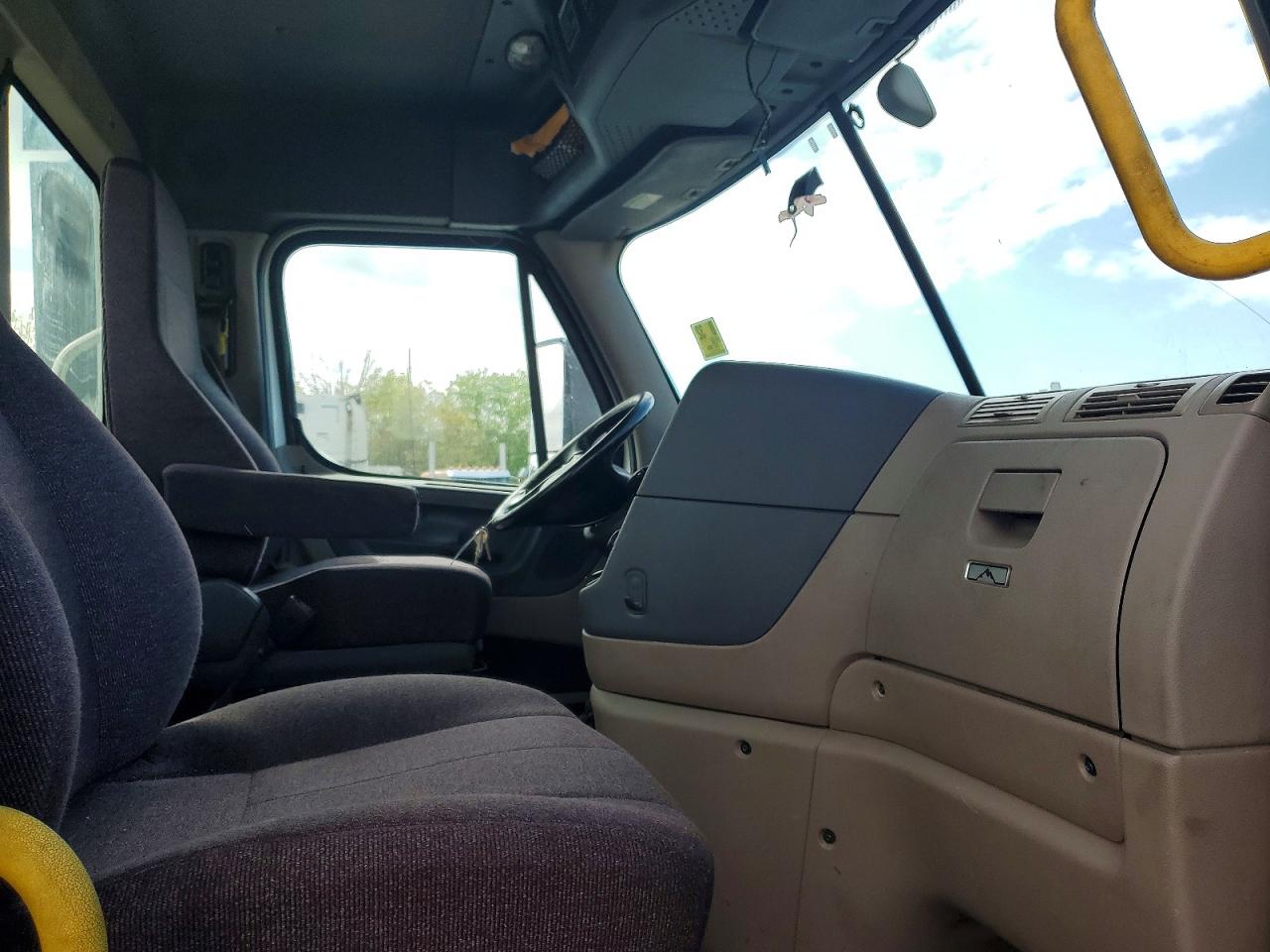 Freightliner Cascadia 113