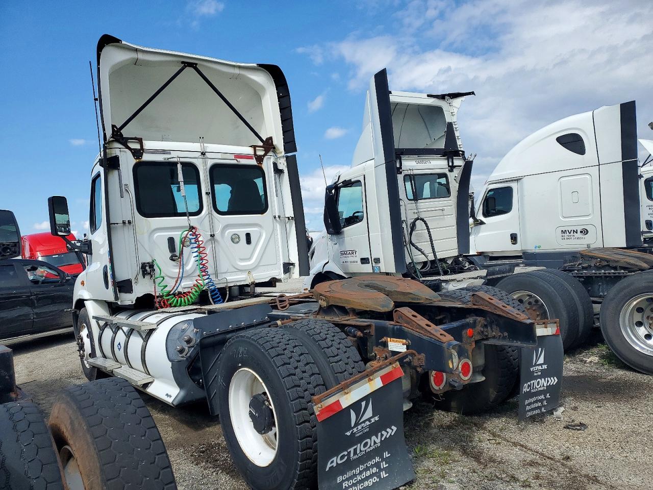 Freightliner Cascadia 113