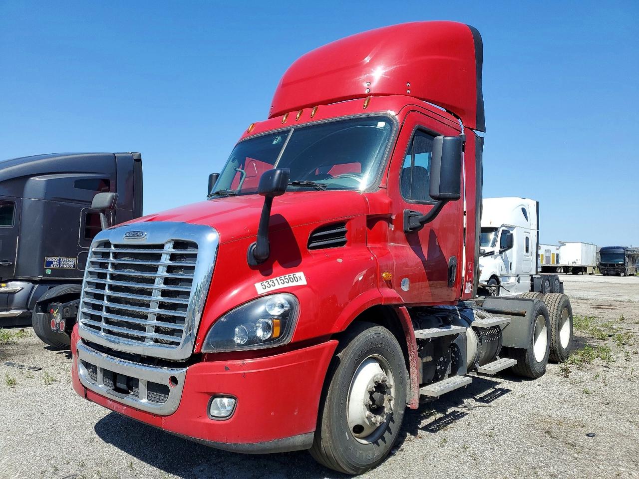 Freigliner Cascadia 113