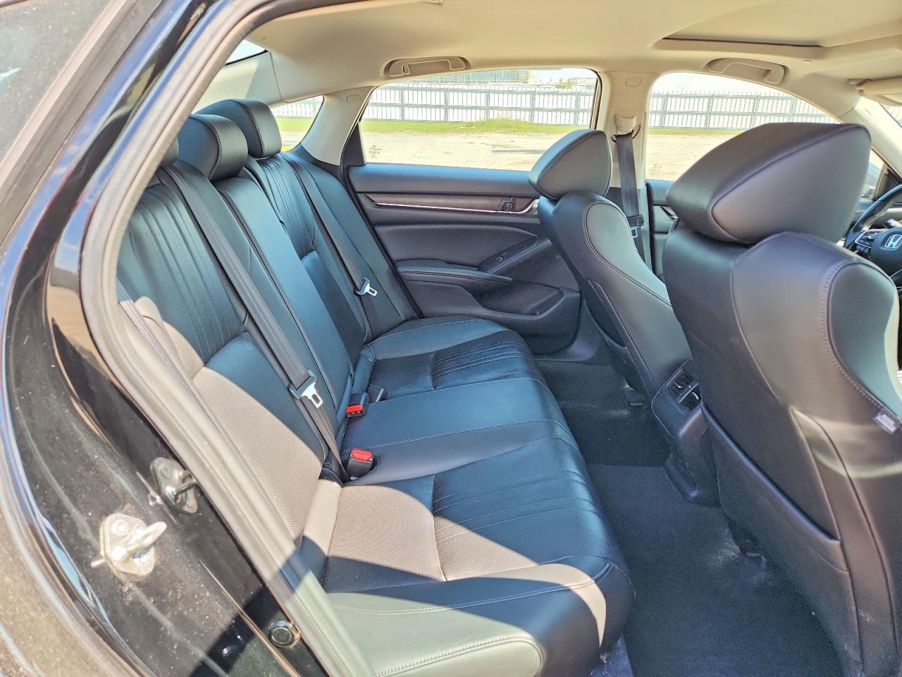 Honda Accord Touring Hybrid