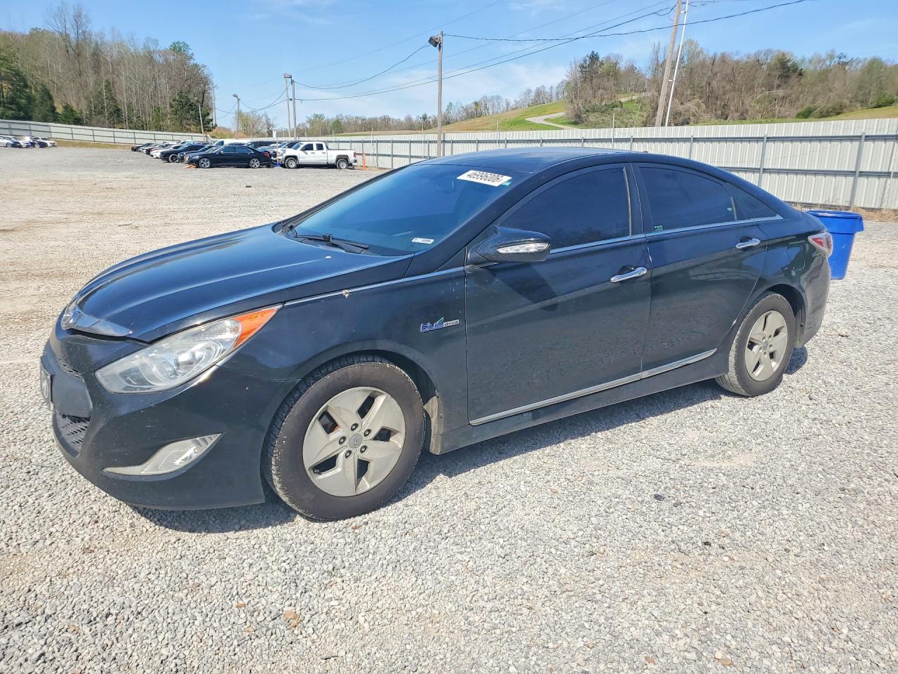 Salvage Hyundai SONATA Image