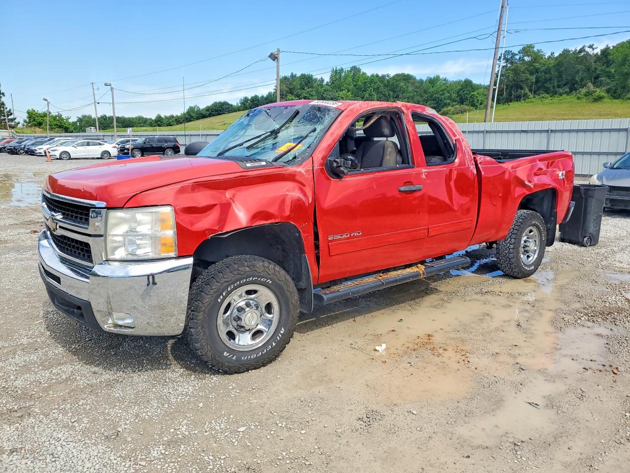Salvage Chevrolet Silverado Image
