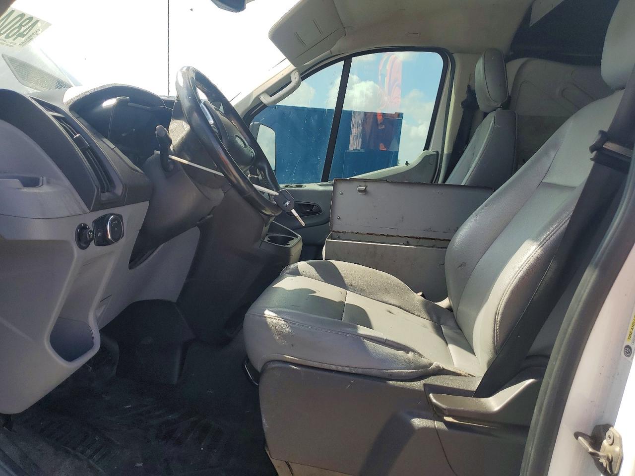 Ford Transit T-250