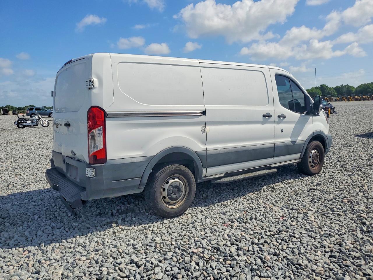Ford Transit T-250