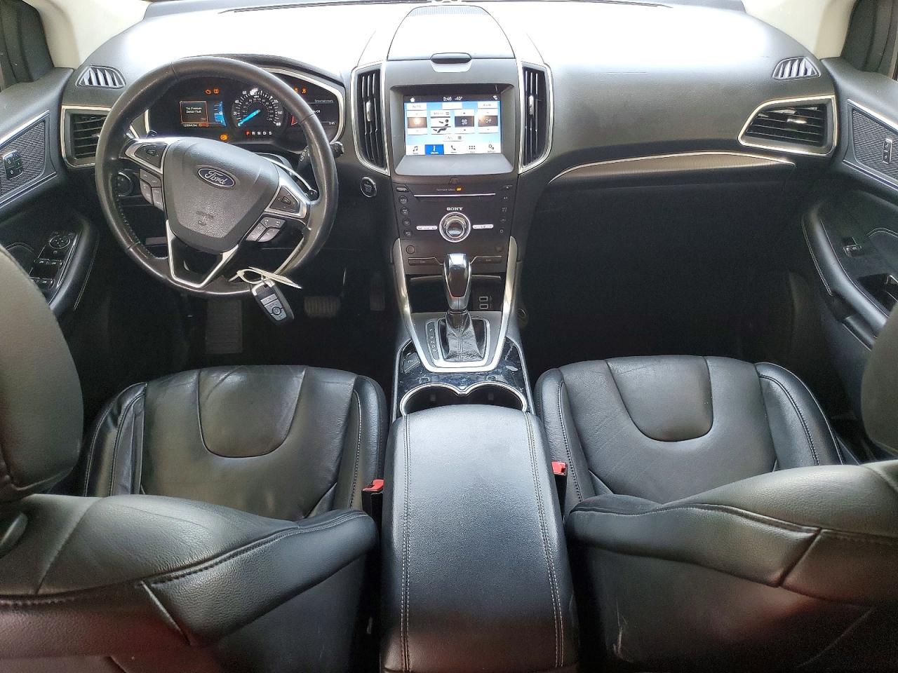 Ford Edge Titanium