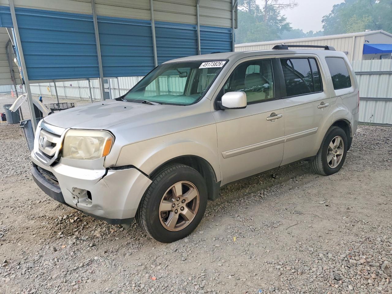 Salvage Honda Pilot Image