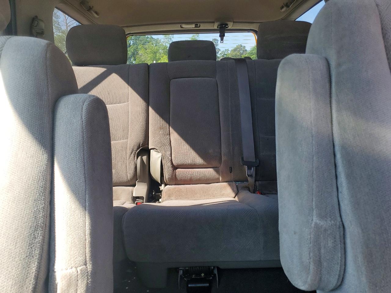 Toyota Sequoia Sr5