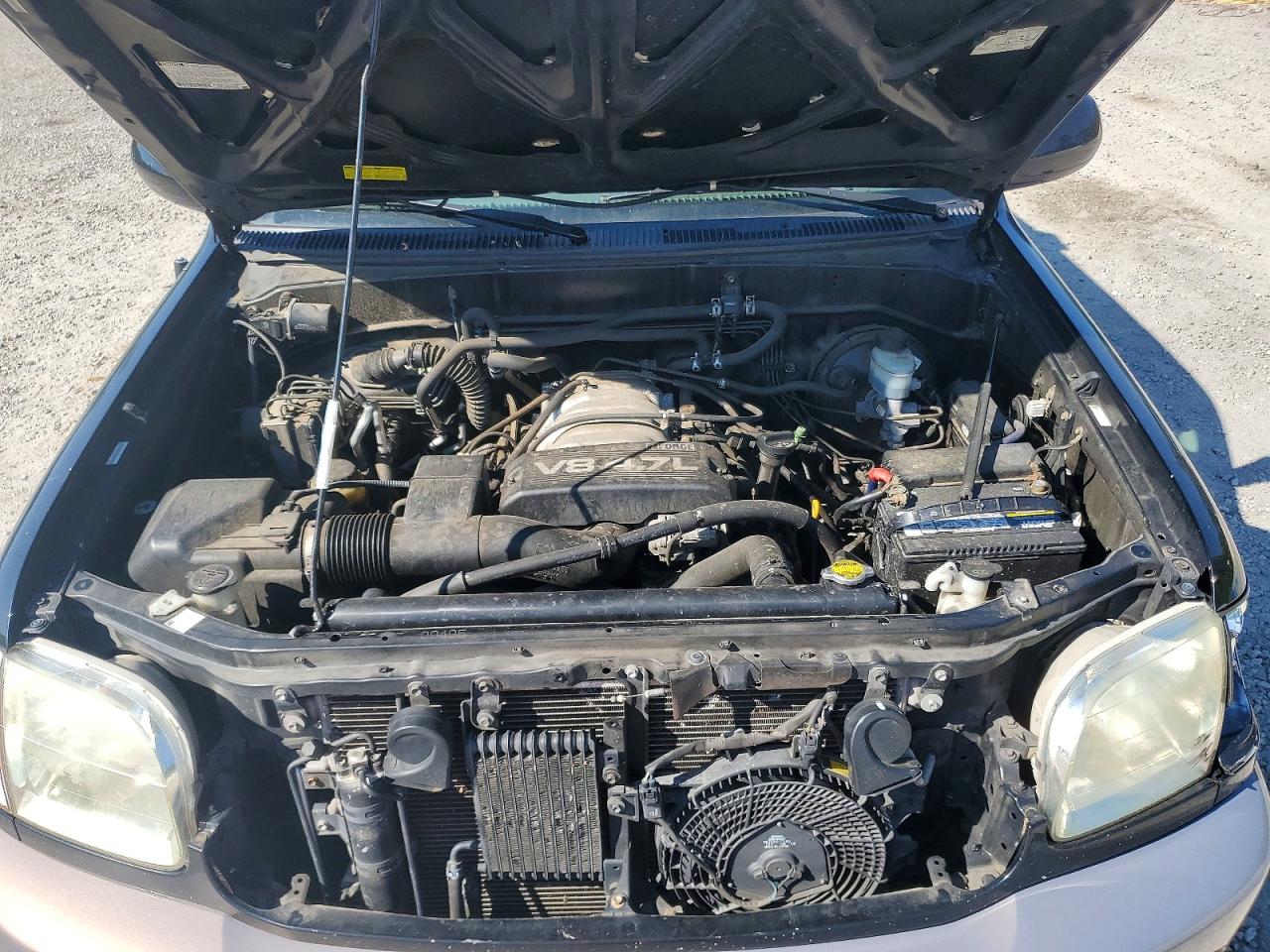 Toyota Sequoia Sr5