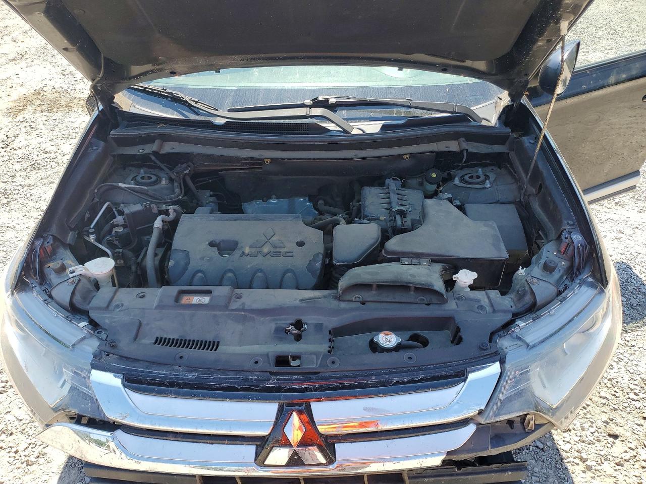 Mitsubishi Outlander Se