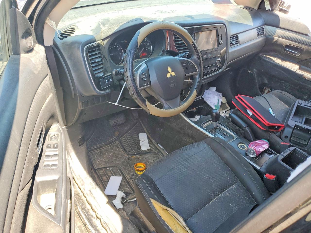 Mitsubishi Outlander Se