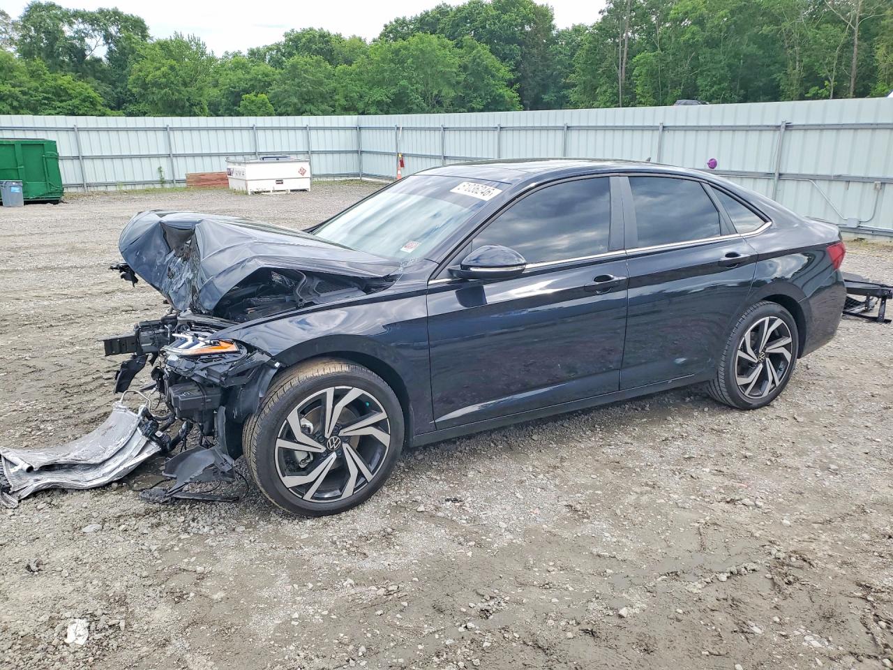 Salvage Volkswagen Jetta Image