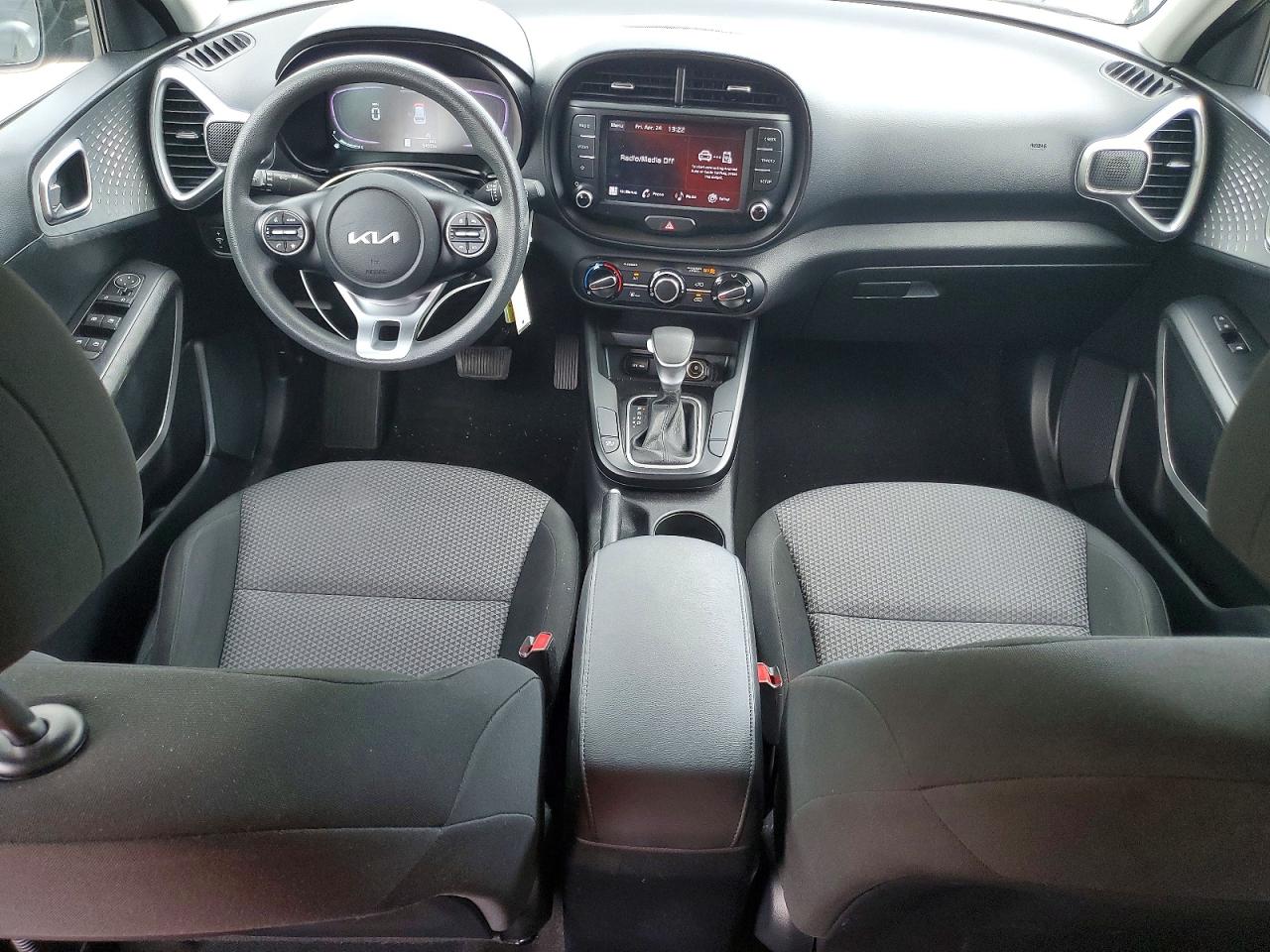 Kia Soul Lx