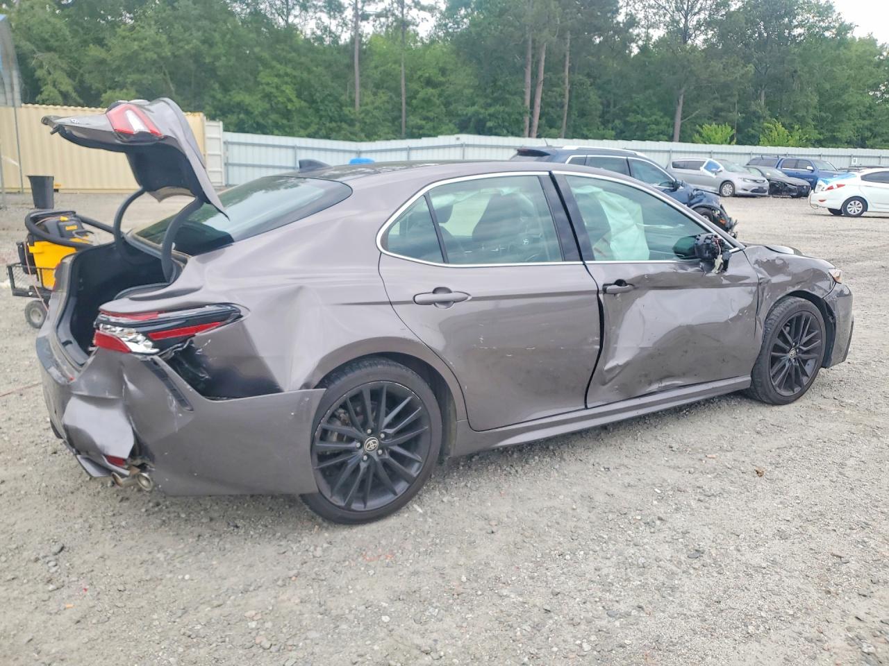 Toyota Camry Xse
