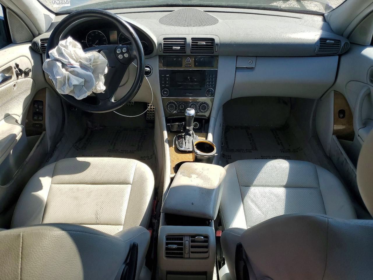 Mercedes-Benz C-Class 230