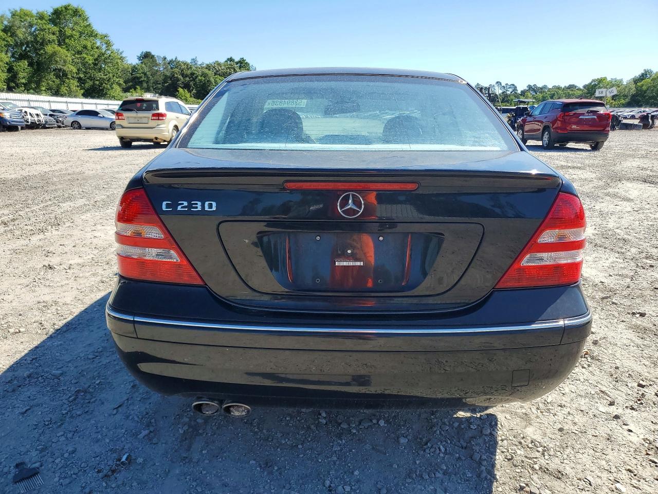 Mercedes-Benz C-Class 230