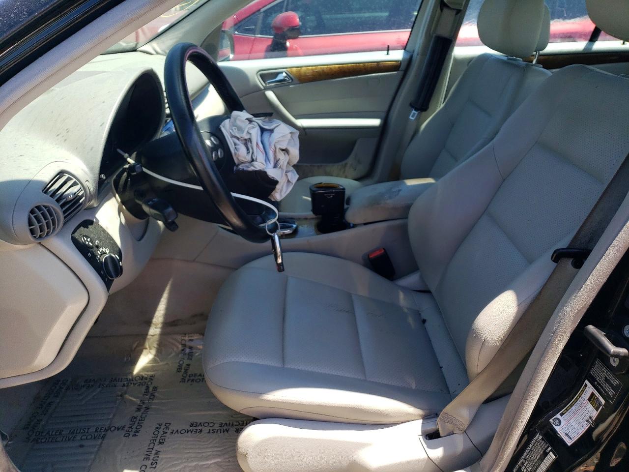 Mercedes-Benz C-Class 230