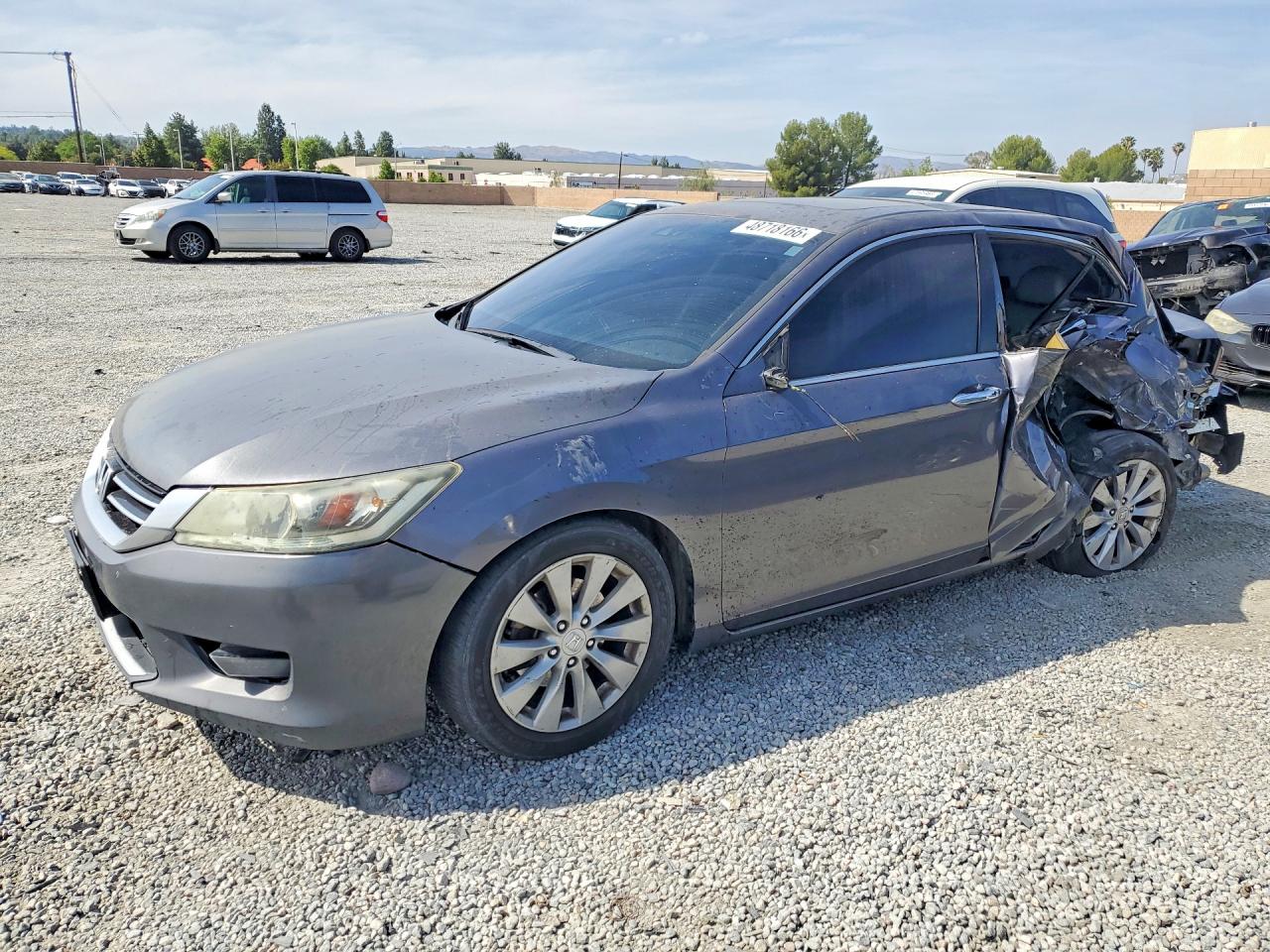 Salvage Honda Accord Image