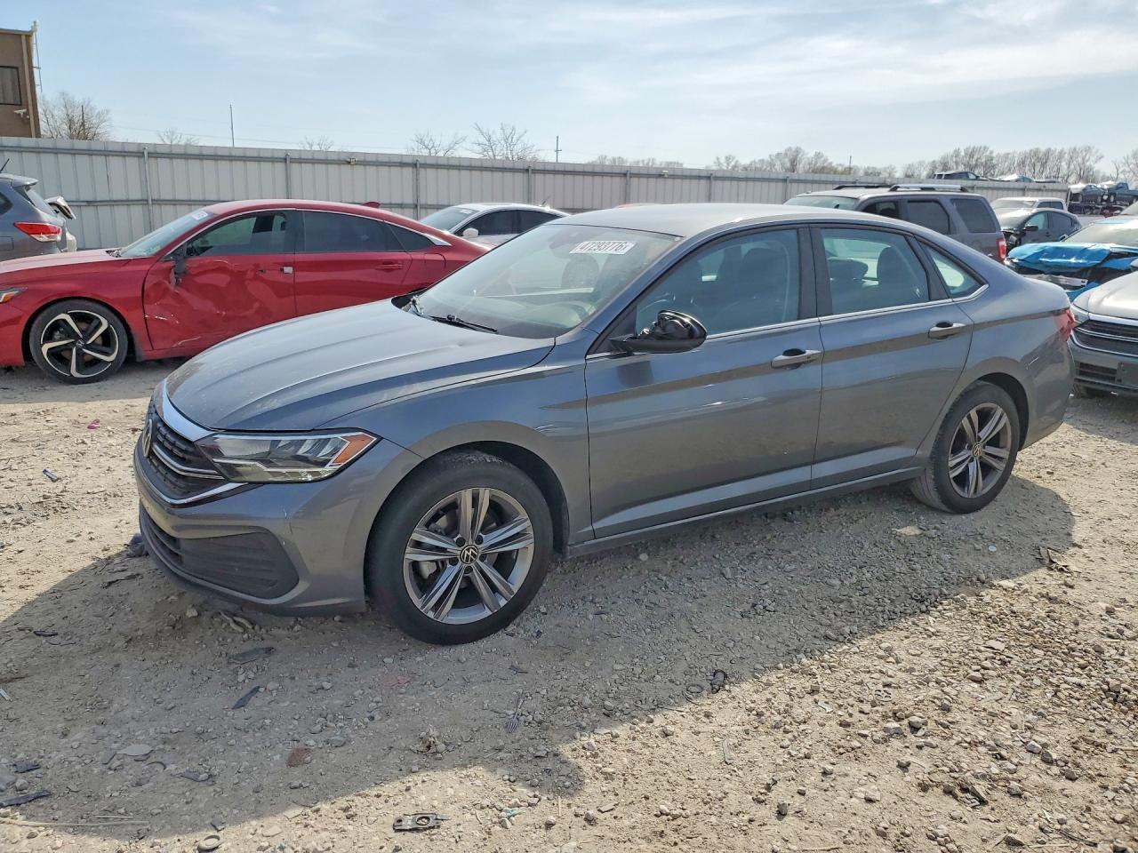 Salvage Volkswagen Jetta Image