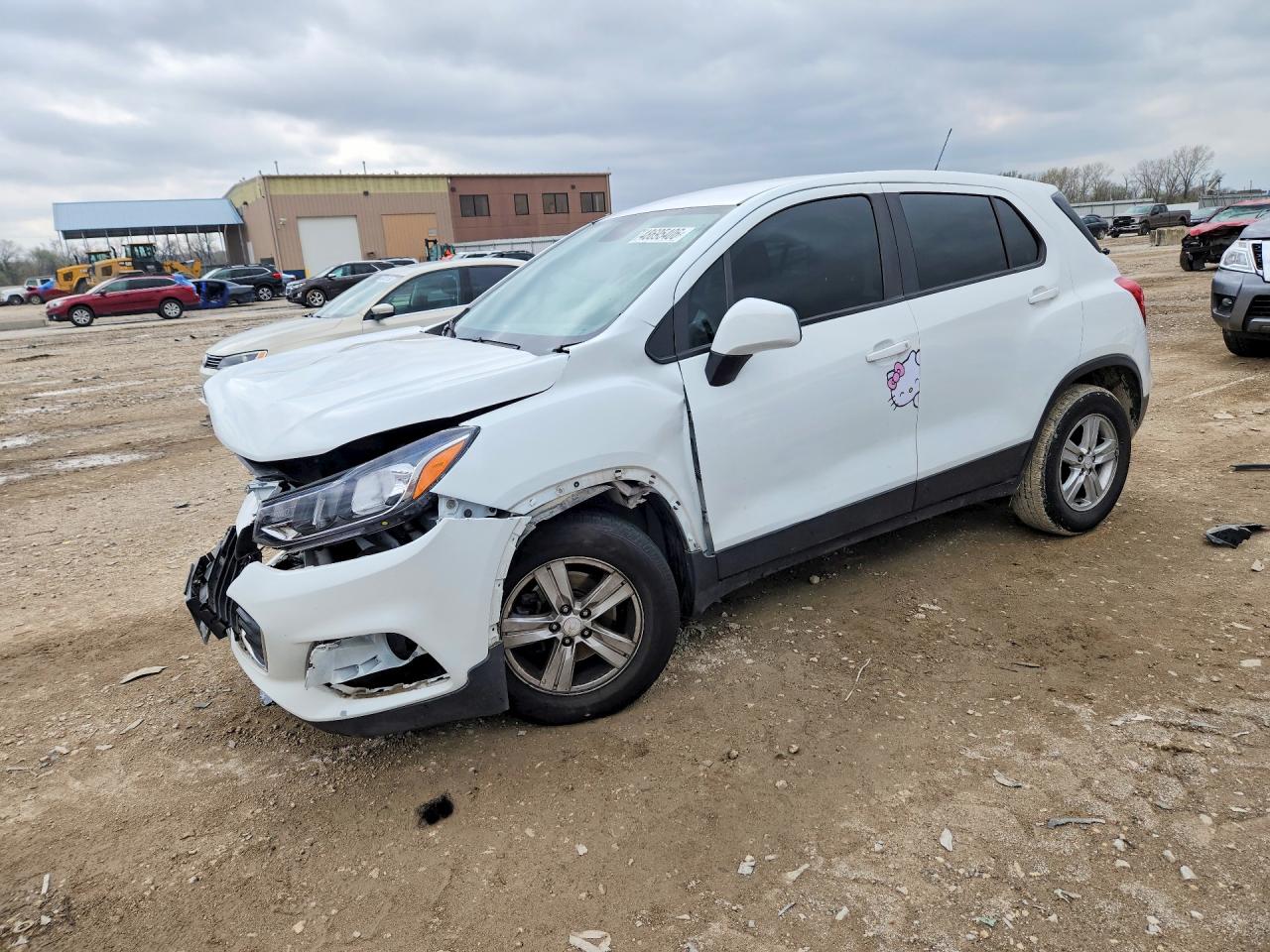 Salvage Chevrolet Trax Image