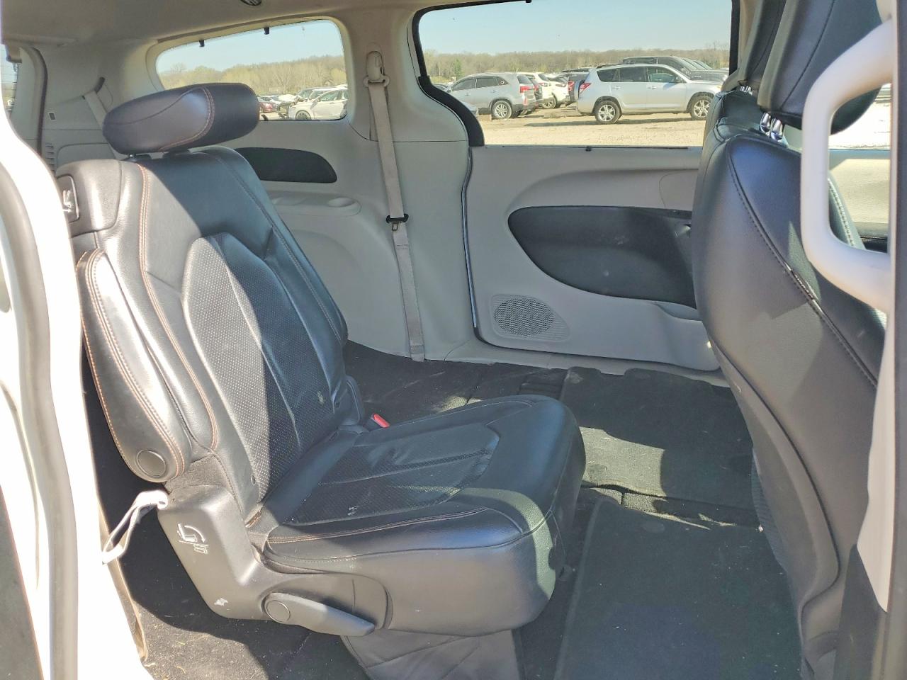 Chrysler Pacifica Touring L
