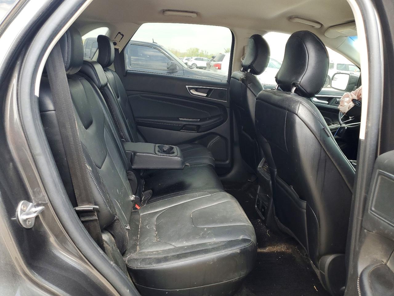 Ford Edge Titanium