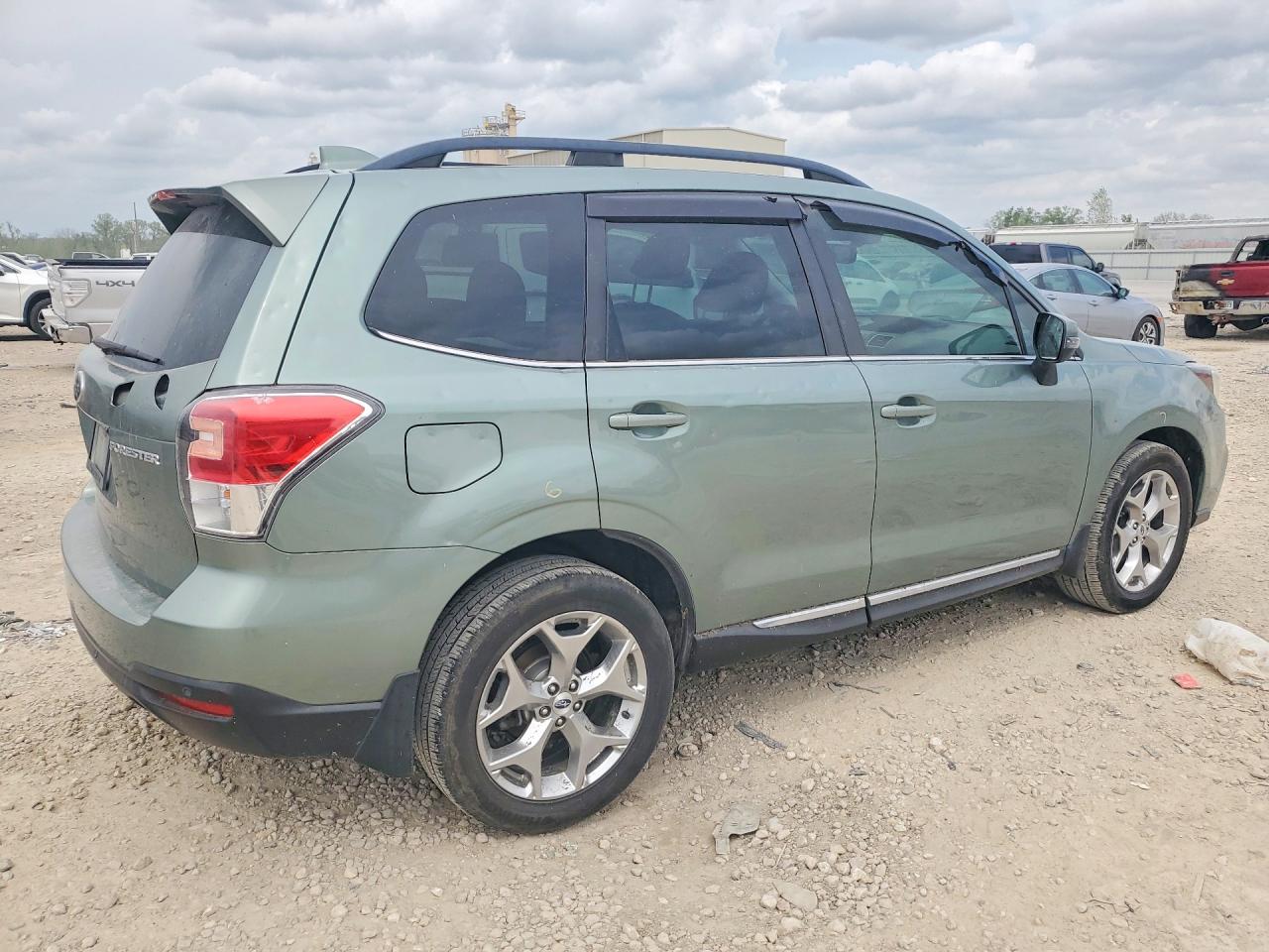 Subaru Forester 2.5i Touring