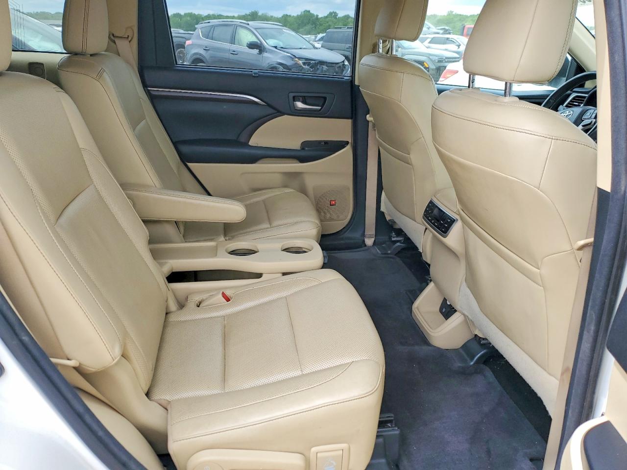 Toyota Highlander Limited Platinum