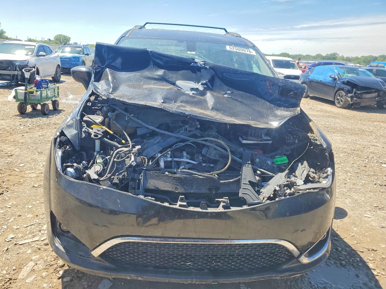Chrysler Pacifica Touring L