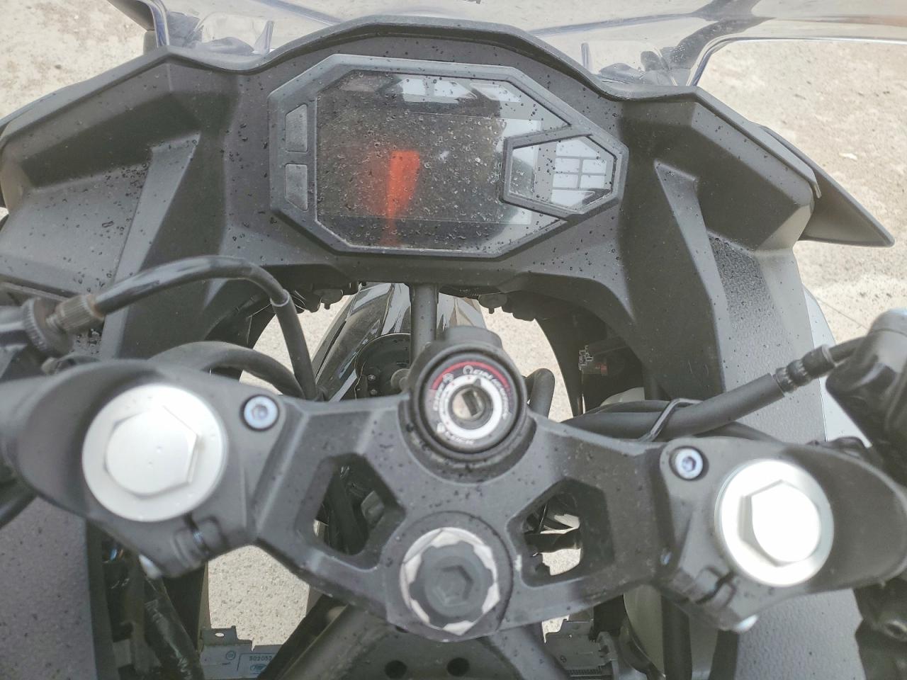 Kawasaki Ninja 500