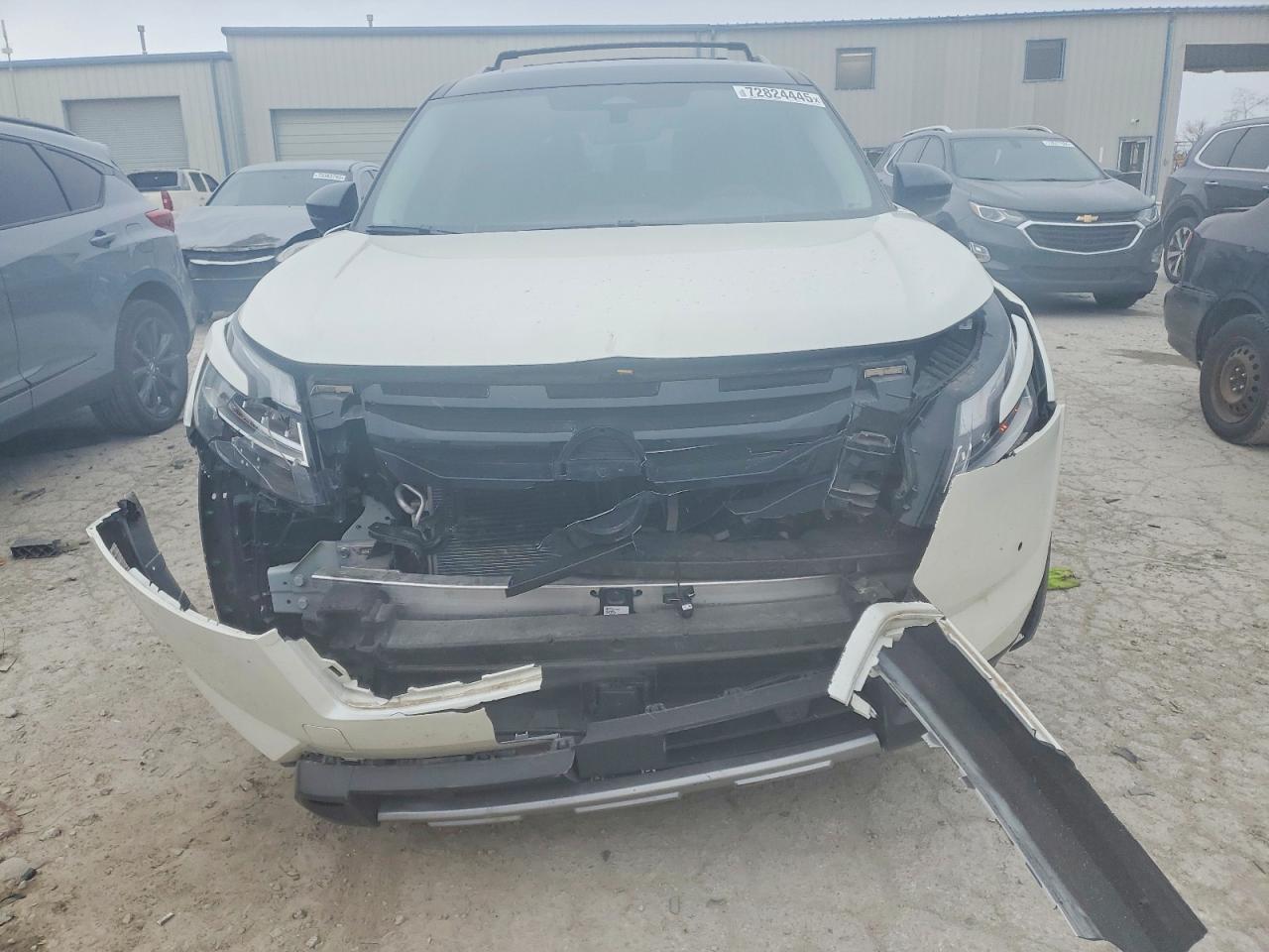 Nissan Pathfinder Platinum