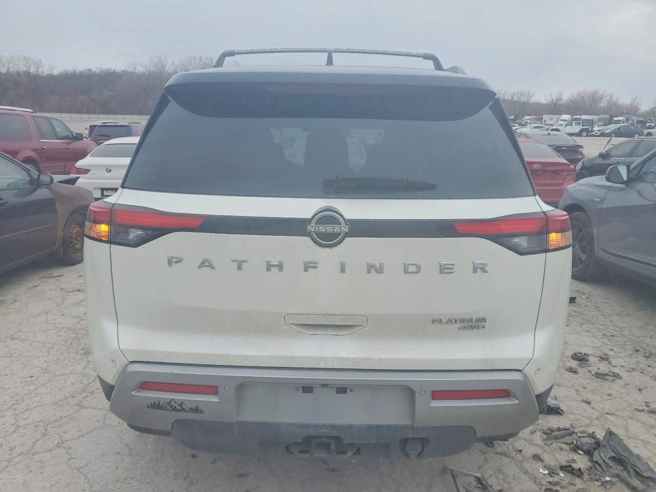 Nissan Pathfinder Platinum