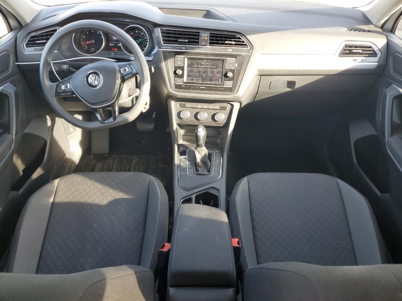 Volkswagen Tiguan S
