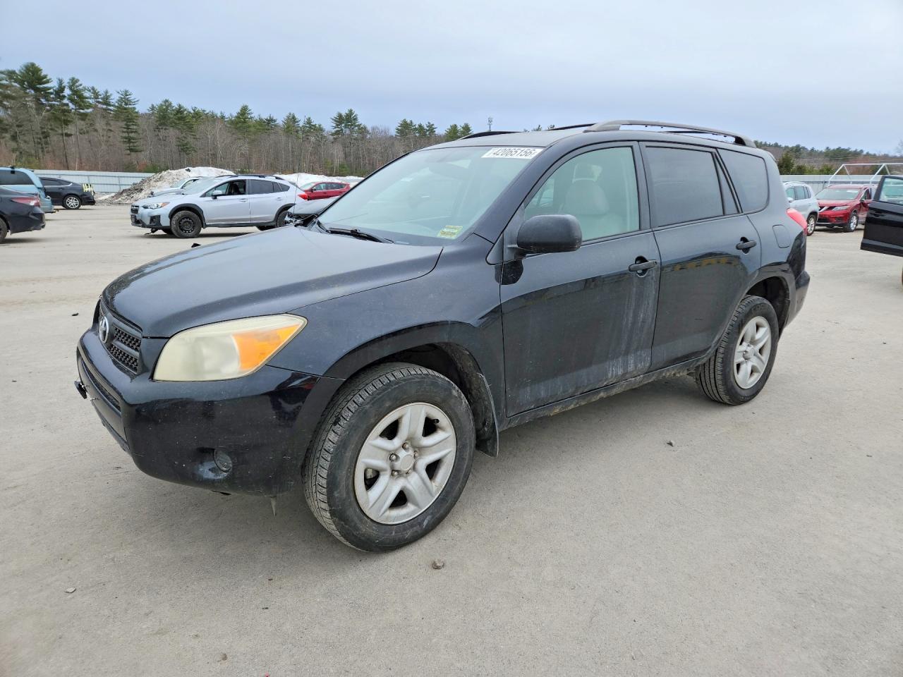Salvage Toyota RAV4 Image