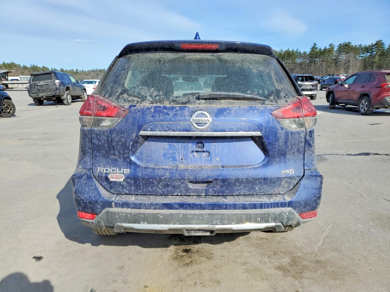 Nissan Rogue S