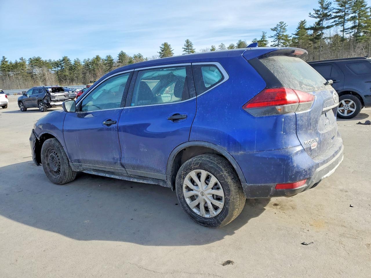 Nissan Rogue S