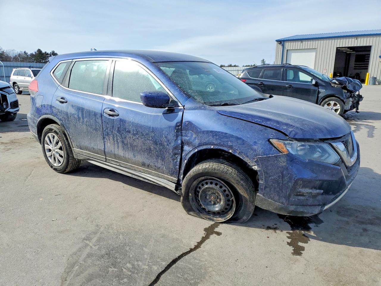 Nissan Rogue S
