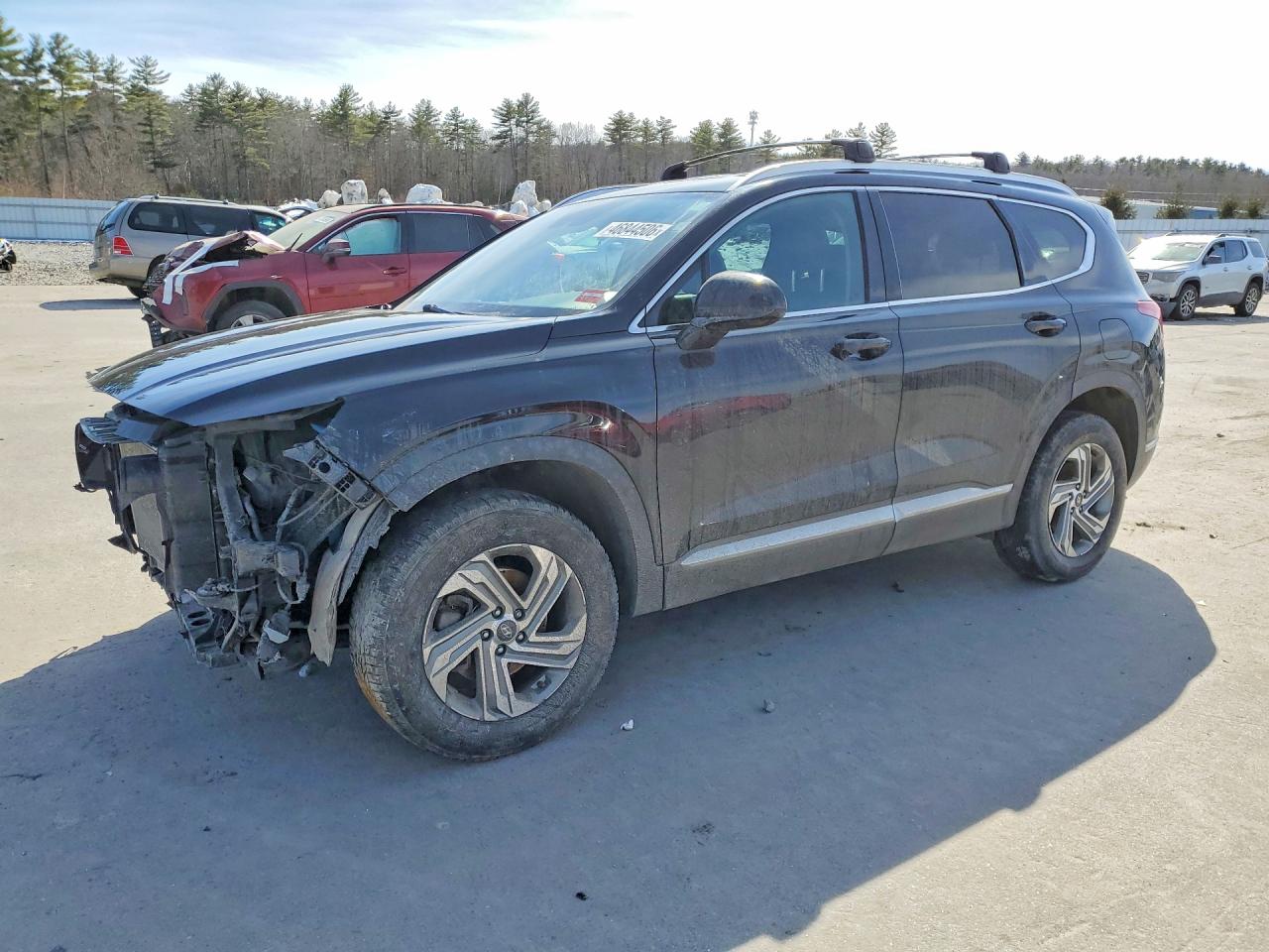 Salvage Hyundai SANTA FE Image