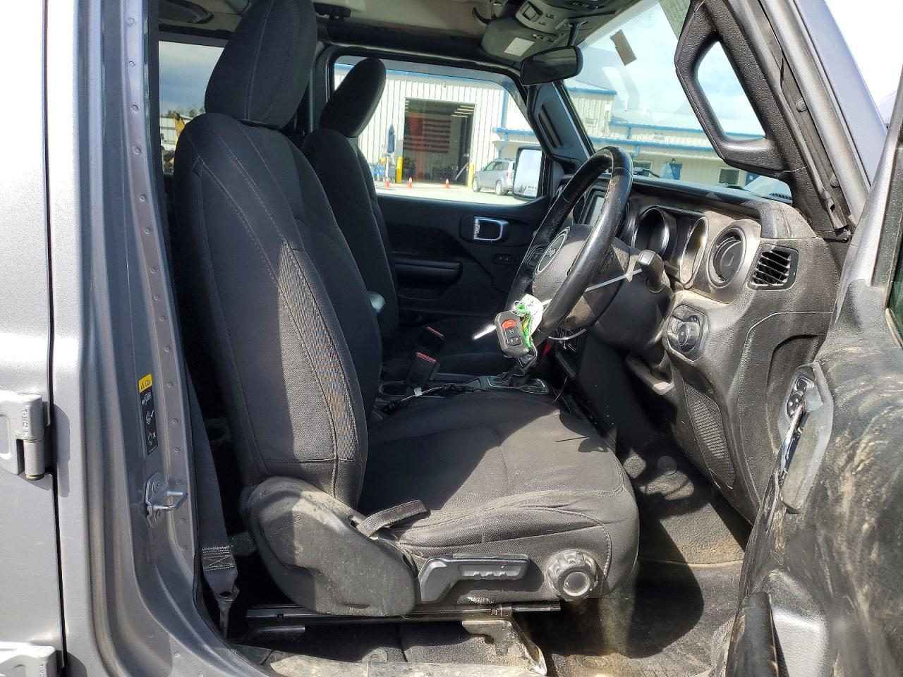 Jeep Wrangler Sport