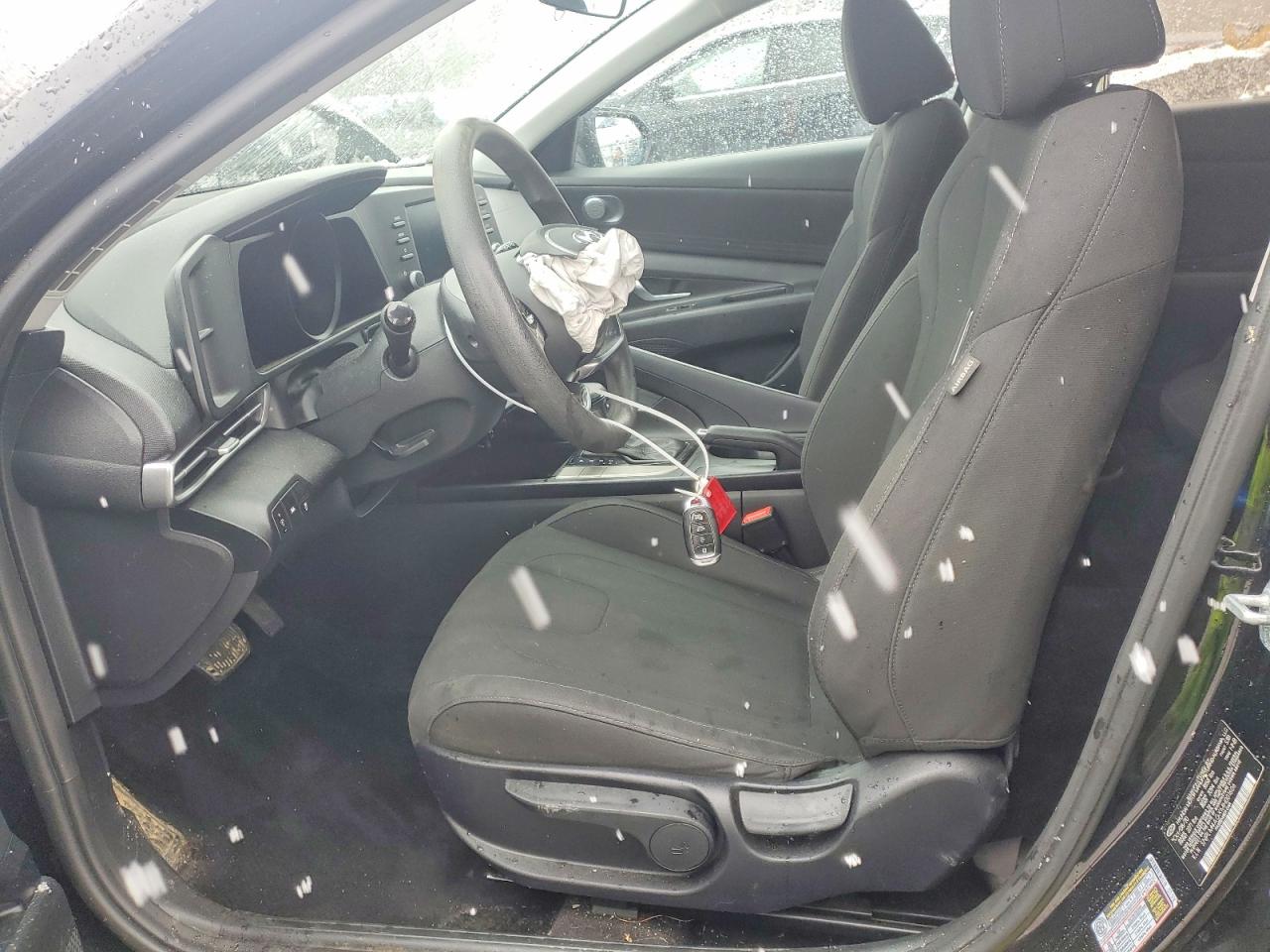 Hyundai ELANTRA Sel