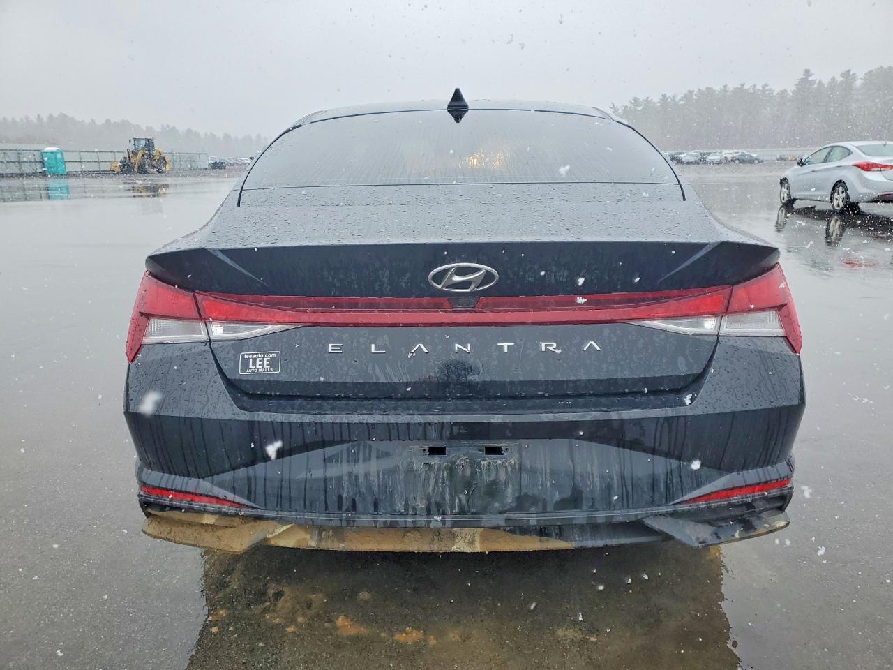 Hyundai ELANTRA Sel